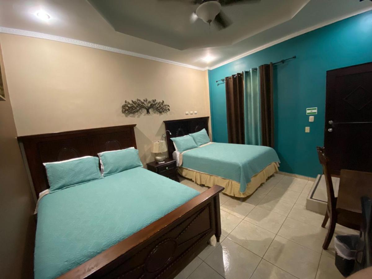 Refugio De La Montana B&B San Pedro Sula Zewnętrze zdjęcie